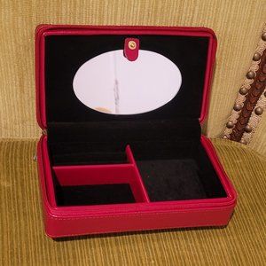 Jewelry NEW  travel case red
